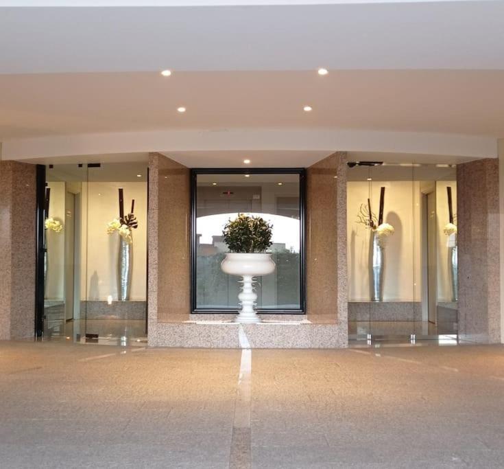 Residence De Luxe Sun Paradis, Studio Terrasse, Vue Mer Piscine Cannes Exterior photo